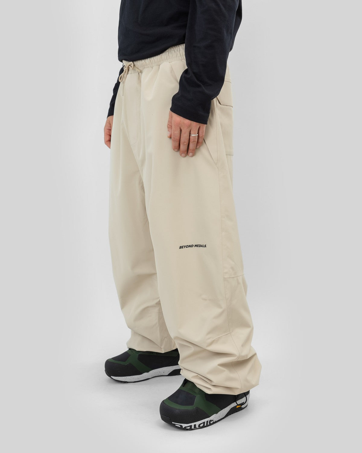 Beyond Medals Park Pants Beige 2026/27