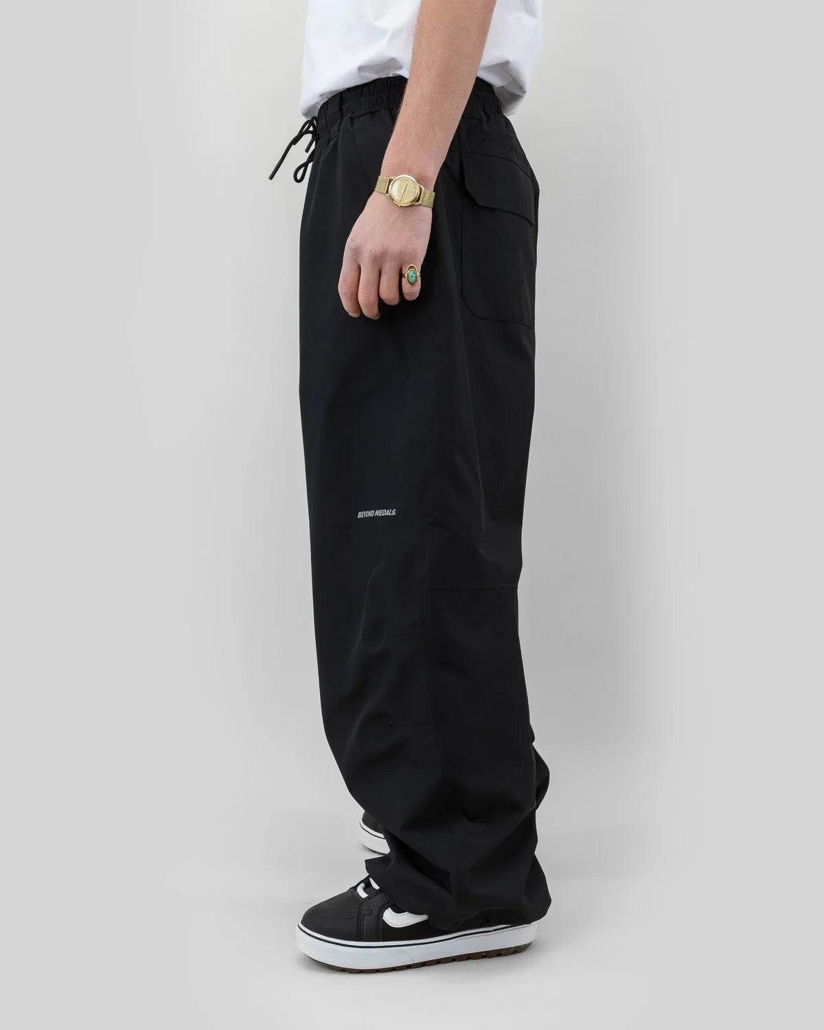 Beyond Medals Park Pants Black 2026/27