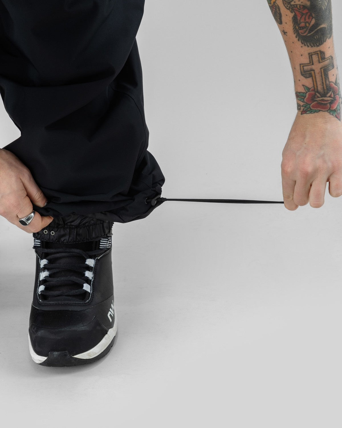 Beyond Medals Park Pants Black 2026/27